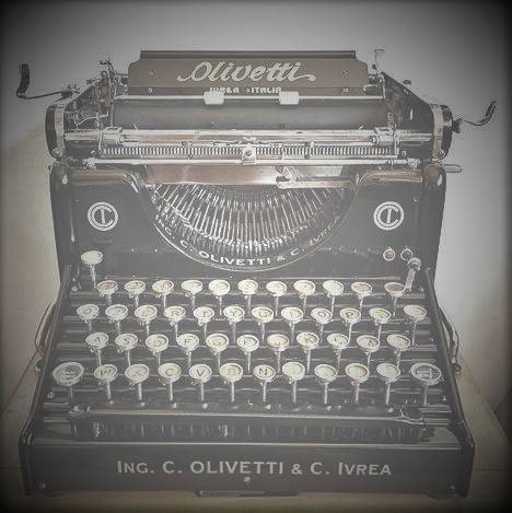 Picture of Type Writer